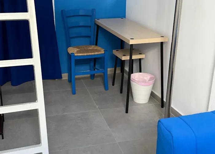 Blue Cabin-larnaca Centrum * Larnaca